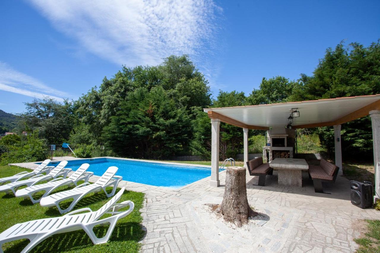 Espectacular Casa Con Piscina En Allariz Exterior photo